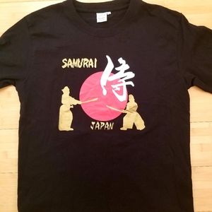 Graphic Tee shirt Japan